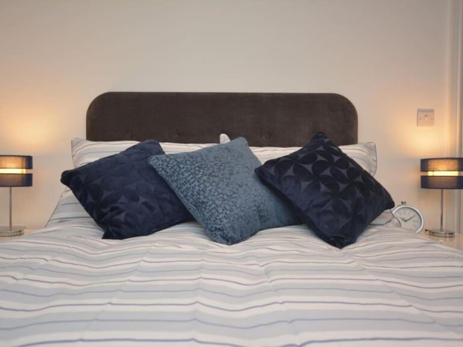 Welcoming Luxury In A Grade II Listed Building Apartment Chester Luaran gambar